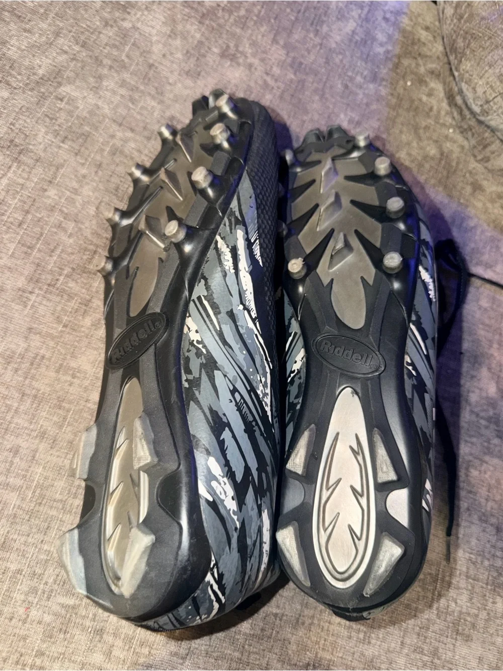 Riddell Black Athletic Cleats‎ 11.5